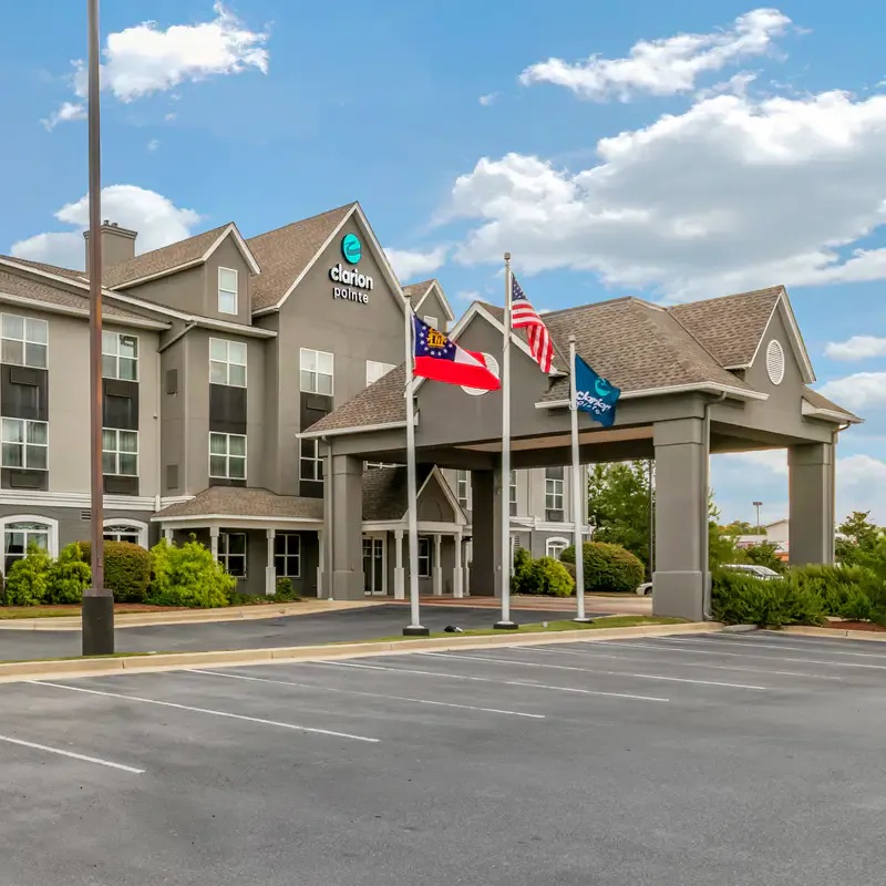 Clarion Pointe